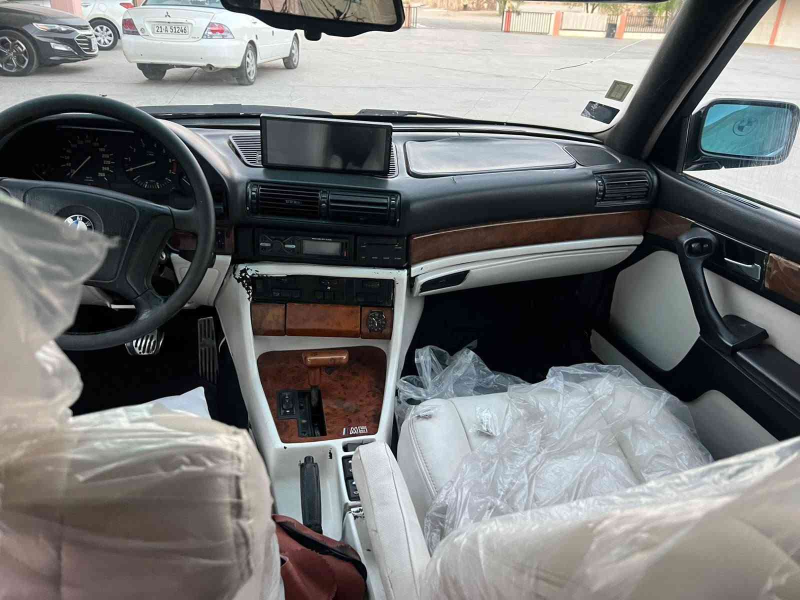 بي ام ٧٣٥ • مكينه فل • رقم بغداد