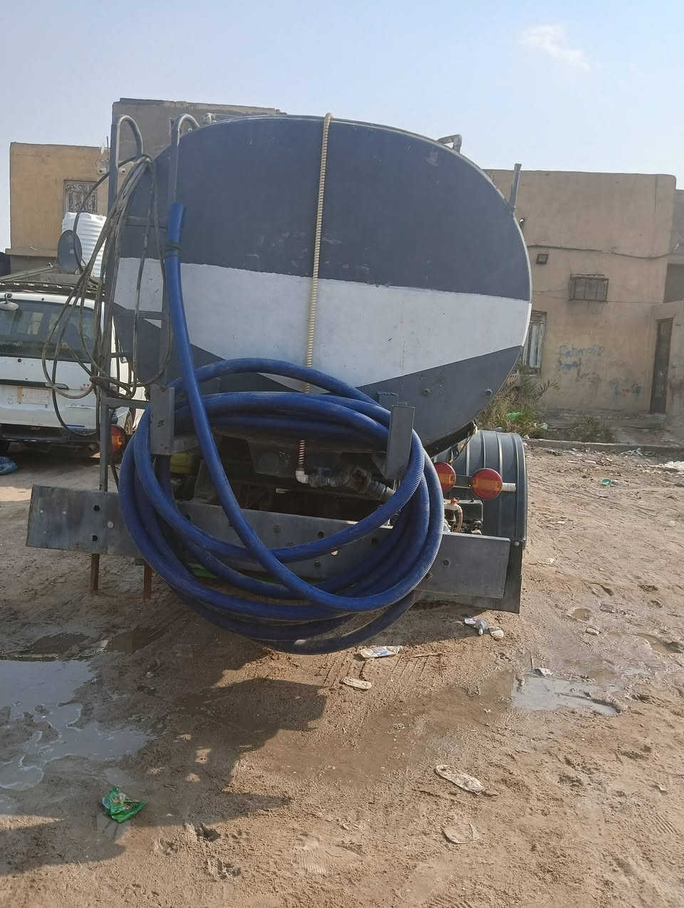 تنكر رينو حمل رقم قادسيه 10طن مغلون بالبصرة 6سلندر مكفول كير ومحرك@ وشاصي كله جديدراعيه بصرة تحويل تخم تاير كبل اشغل***********
