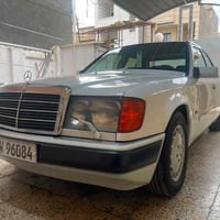 مرسيدس E300 • وارد اليابان • 4 قطع صبغ