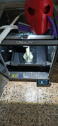 إعلان طابعة Creality K1 Max — للبيع  الحالة: مستخدمة 432 ساعة طباعة فع...
