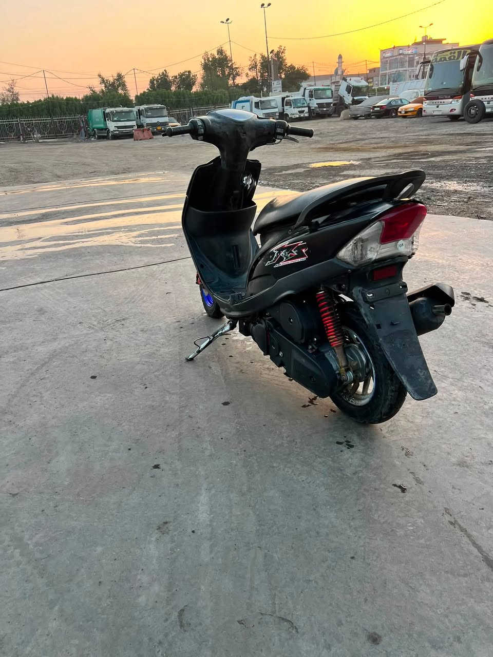 سلام عليكم دراجه ماكس عدله 120 نضيفه كهربايات كله شغاله سلف هندر ما ناقصه اي شي شلعه وعدل لي عجبك ماكني شعله زراعي خطيب شارع حشد *********** واتساب فقط سعر 400 بيه مجال
