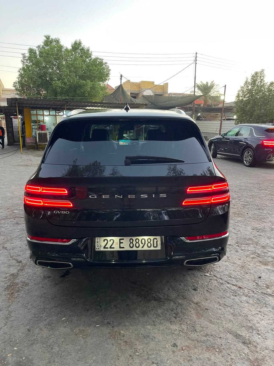 جنسس Gv80 2022
وارد امريكي بدون حادث شبه كلين بيهة بس الشباج مكسور بدون قطرة صبغ كفالة 
ماشية 38,000 mi
مواصفاتهة base بانوراما حساسات ومعروفة مواصفاتهة رقم اربيل باسمي تحويل مباشر
مكانهة بغداد حي الاعلام
***********
