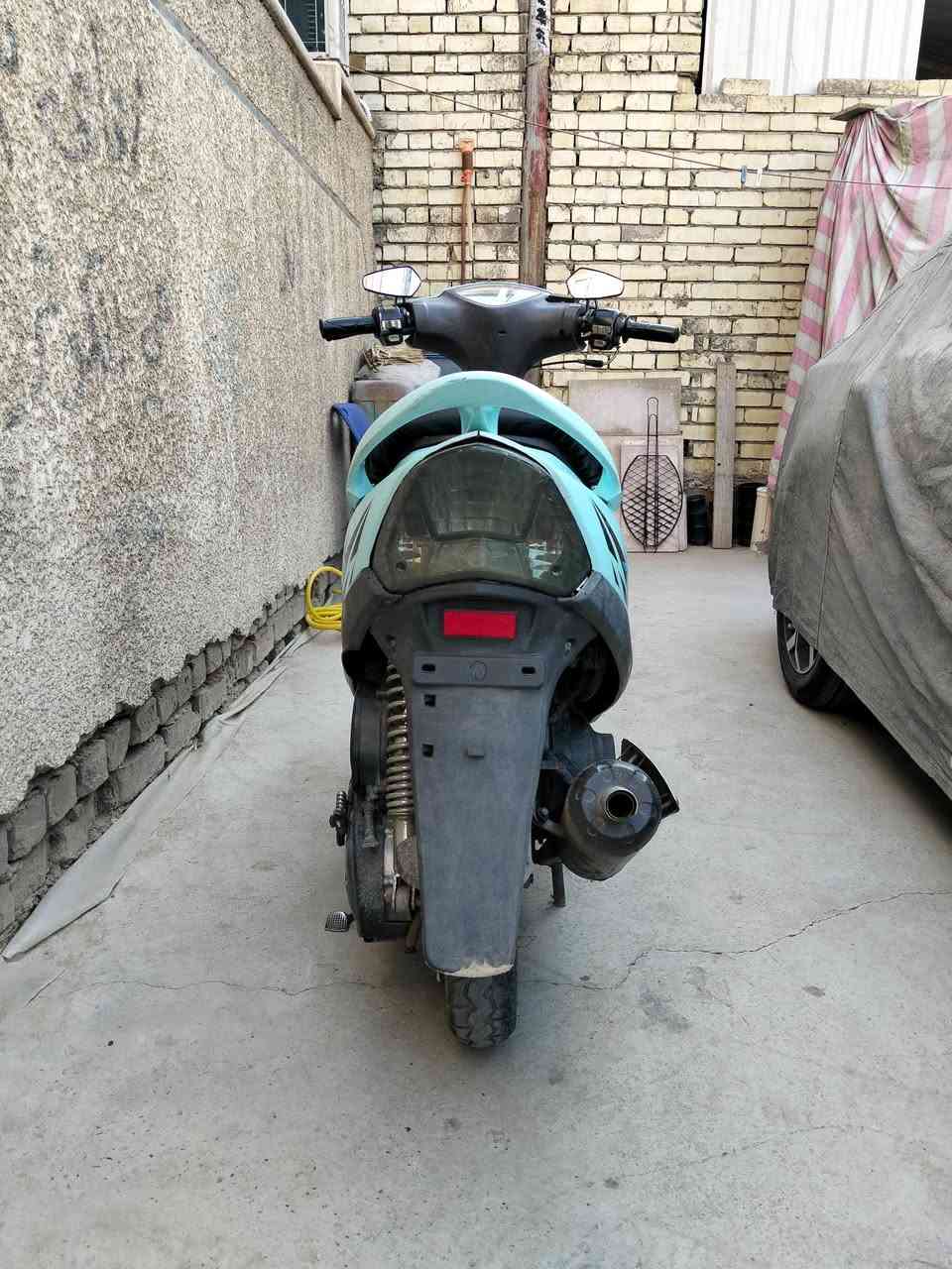 ماكس بلادي • شارع صحه • الشعب