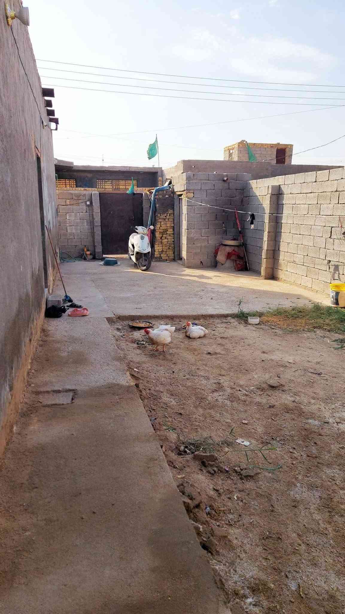 بيت للبيع • طريق ابو الماش • حي العدل