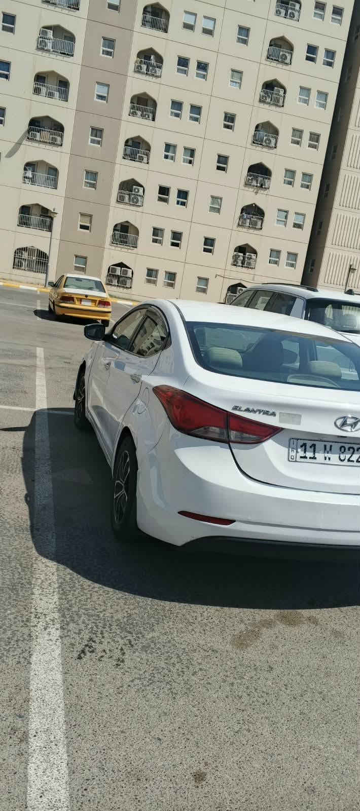 سلام عليكم الانتر موديل 15  بيه طخات بسطيه مكفوله من الكص والشواصي والغد بصمه فتحة سقف تبريد قطعتين اشاير في المري محرك 2000 دوش  ب 85 بيها مجال شي قليل كلشي ذاكرلك بل منشور/العنوان/ بغداد/ بسماية / للاستفسار /واتساب.. ***********
