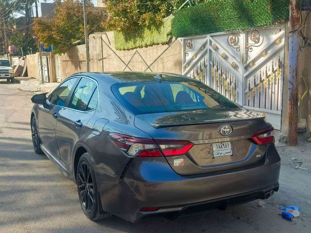 السلام عليكم كامري موديل 22 وارد امريكي حادث جاملغ وبنيد وتلصيح شاصي الايسر وبية هنا بل العراق باب خلفي وجاملغ خلفي انصبغن بدون ضرر سبب شخوط يعني بية 4 قطع صبغ فقط مواصفات SE شاشة كامرة شفتات استيرن دبل صالنصة حساس امامي خلفي تبريد شاشة شاشة كبيرة كشنات الامامية كهرباء داخل جلد بلادي سيارة بانزين  ماشية 42 الف  منفيس بسمي سعر بدون رقم 138 وبيها مجال  عنوان بغداد رقم *********** اسد المحمداوي
