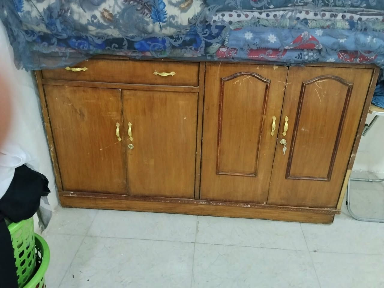 الحريه دولعي • مستعجل • كنب
