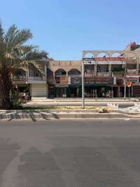 بناية للبيع الشعب شارع عدن   المساحة 150 م  الواجهة    7.5  النزال.   ...