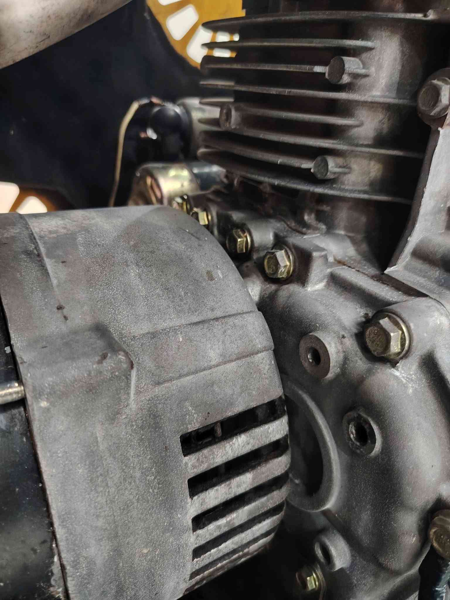 للبيع مولدة كاز كاتم كابوتا الاصلي الاصلي  المولدة بلادية
30 امبير        KV 7.5 
المولدة بلادية ونضيفة على وضع الشركة اصراف ماكو
استخدام قليل عند الحاجة فقط المولدة مامتعوبة 
السعر ٩٥٠ الف المكان نجف استفسار اتصال ***********
