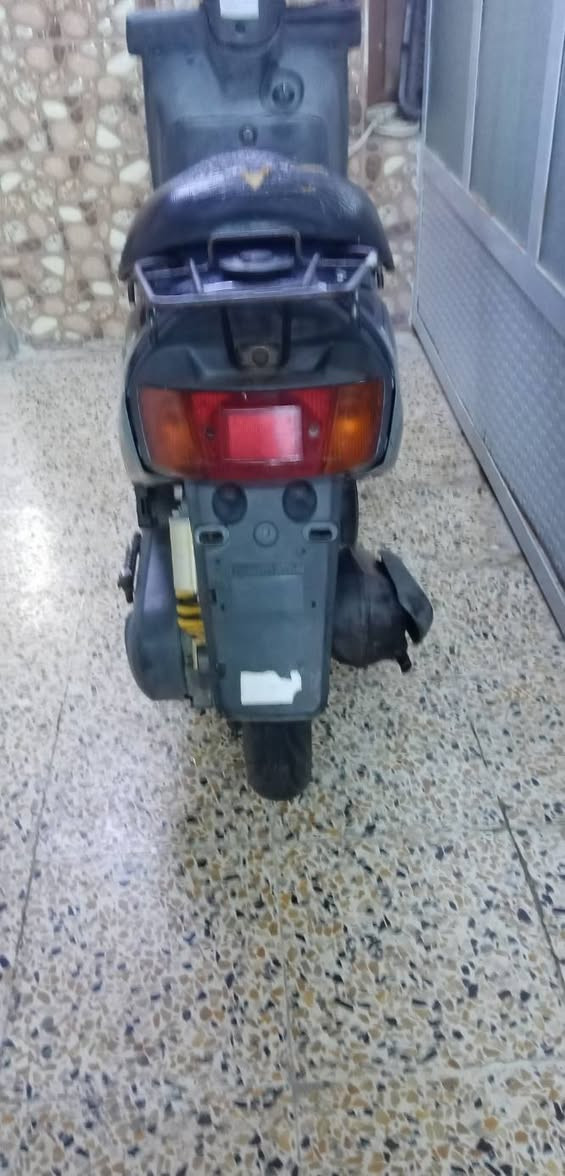 مطار بزون  *********** السعر خبر وتدلل
