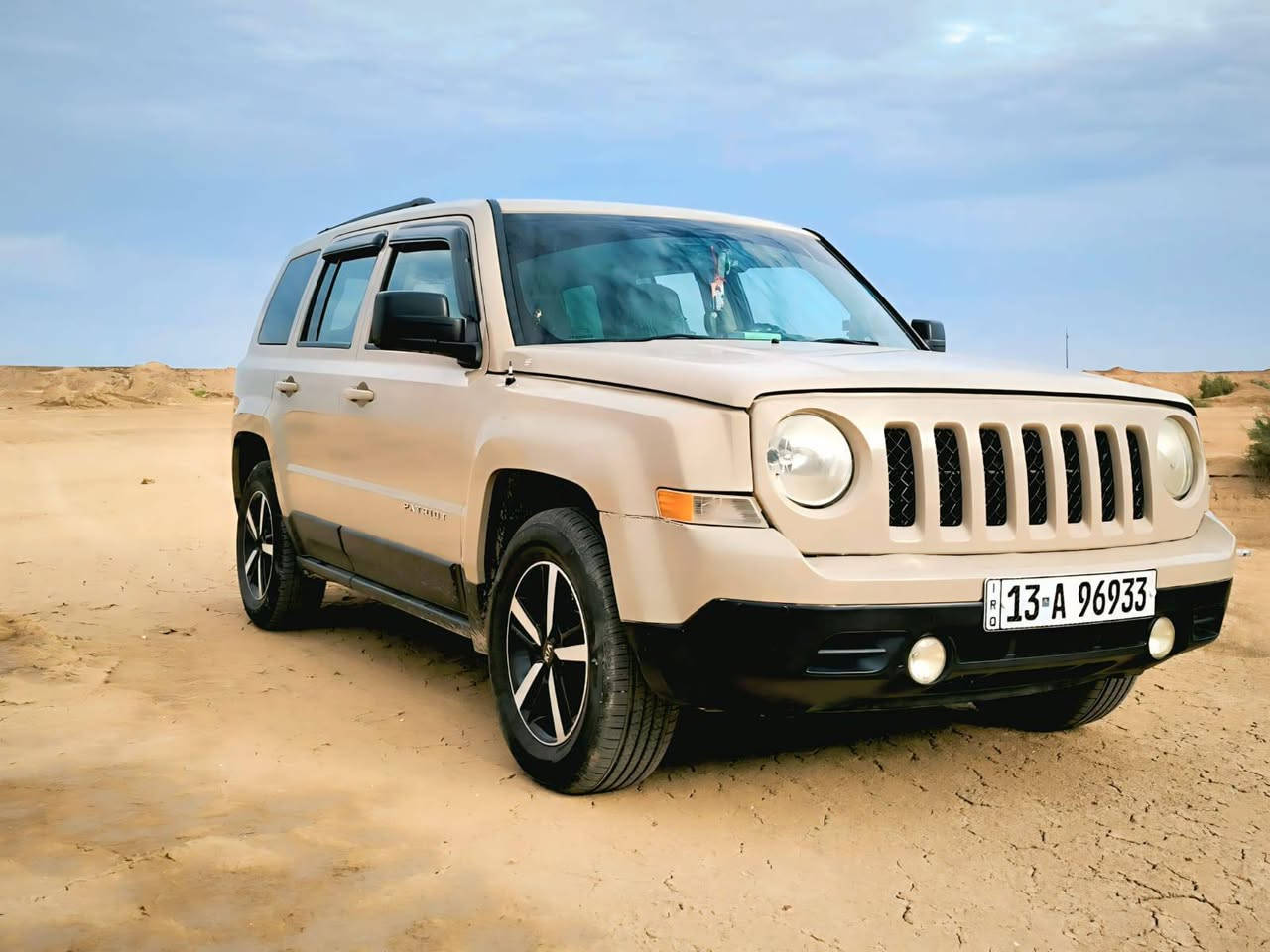 للبيع سياره جيب باتريوت

​المواصفات والتفاصيل:

​نوع السيارة: جيب باتريوت (Jeep Patriot)

​الموديل: 2016

​المحرك: 2400 (جاهز وممتاز)

​الكير: أوتوماتيك وعادي 

​اللون: بيجي

​الملكية: باسمي (تحويل مباشر)

​المميزات والإضافات:

​✅ محرك وكير وحدادية بحالة ممتازة وجاهزية تامة.

​✅ تبريد وتدفئة شغالين 100%.

​✅ باتري جديد + تخم تاير جديد.

​✅ تحكمات استيرن.

​✅ نظام مانع انزلاق.

​✅ السيارة جاهزة من كل النواحي ولا تحتاج أي إدامة.
السونار مرفق مع الصور
السعر 115 وبيه مجال قليل 
عنواني ميسان العماره 
هاتف 
***********
