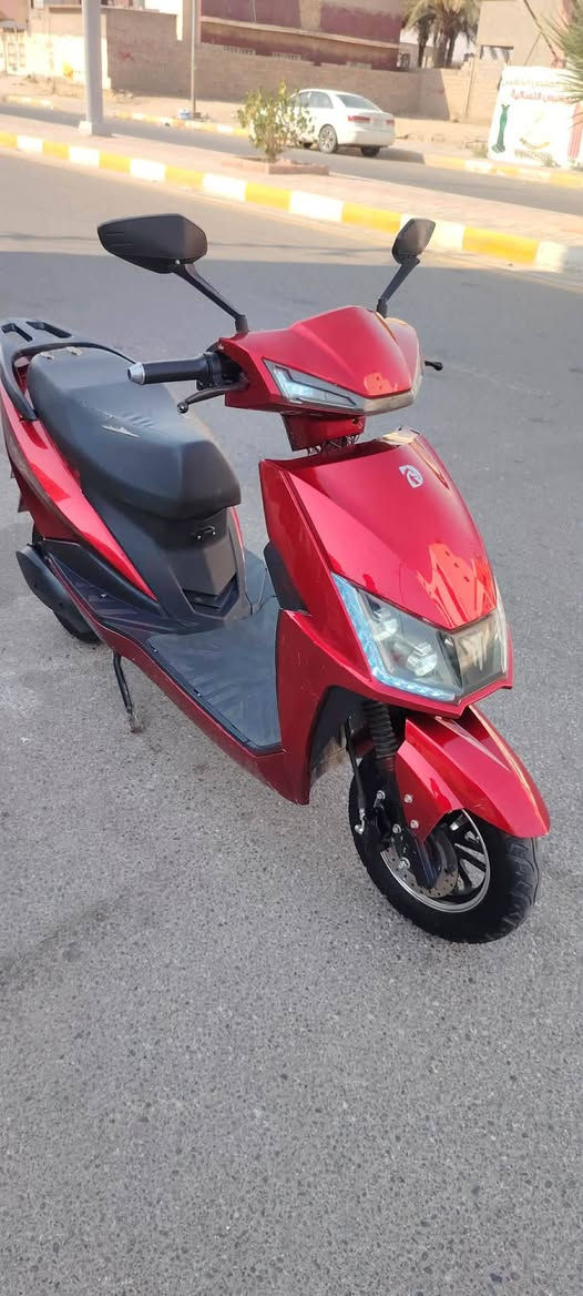 ماطور شحن سكنس موديل 25 ست بطاريات على الفحص الكهربائيات كلها شغاله والسعر 575 وبي مجال والاستفسار على هذا الرقم ***********
