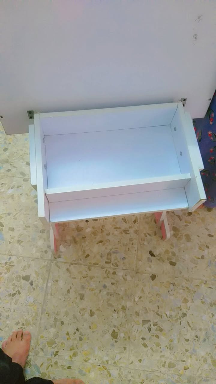 رحله بها منظر جميل خشبها قوي للبيع اللي يريدها يتصل ***********
