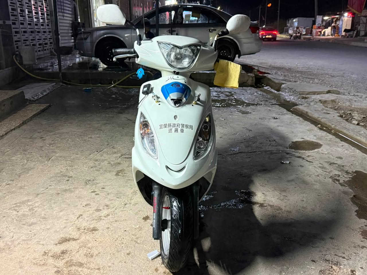 كامكو بوليس V2 للبيع
موديل2018✅

مكينة فحل 150CC✅

مكفولة من الفتح✅

كفرات ختم واحد✅

زنون بلادي✅

كامره وحساس وGPS✅

مخرجUSB شحن تلفون شغال✅

مرتبة على اخير حباية ماعوزها شي✅

السعر مليون ونص وبيها مجال للشراي

رقم التواصل/***********
