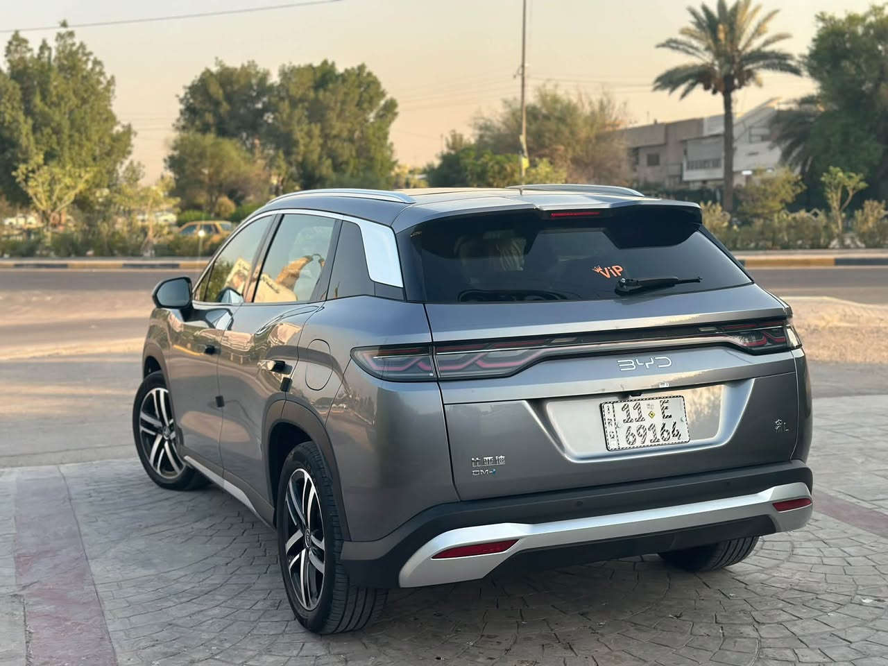 السلام عليكم
للبيع BYD  سونك L 
 موديل 2025
 السياره ماشية 16الف كيلو 

فول مواصفات/  عده  الشحن الاسلكي 

كرسي كهرباء
 .. شاشه كبيره
كاميرا دواره
.. بنوراما
 .. 5 كامرات 
.. صندوق كهرباء 
.. مواصفاتها معروفة وغنية عن التعريف

السعر(32،500،000) دينار عراقي 

 مكان السياره بغداد/ البياع/ حي الرساله 2
رقم التواصل ***********
✅ملاحظة السيارة بيها بارد على كد شبر بخشم البنيد✅
