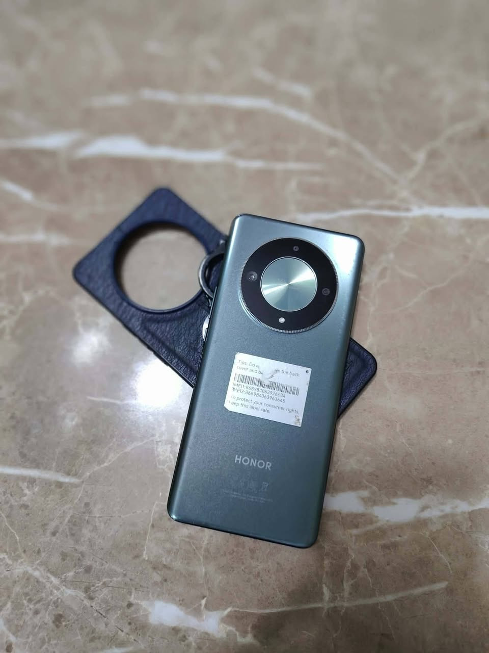 🔥 HONOR X9b 5G للبيع بس 290 ألف! 🔥

📱 جهاز Honor X9b بحالة ممتازة ونظيف جداً
💾 ذاكرة 256GB
🚀 رام 12GB
🔋 بطارية ضخمة 5800mAh
🛡️ مكفول كفالة عامة
🔧 مداخل صيانة؟ أبددد! والجهاز يمك حتى تتأكد بنفسك 😎

🎁 الكارتونه فقط 

✨ جهاز مرتب، قوي، بطاريته تعيش وياك، ومساحته تكفيك لكل شي.

💰 السعر: 290 ألف فقط
📩 للجادين مراسلة خاص — واللي يعرف قيمة الجهاز يعرف إن السعر لقطة 🔥
الرقم ***********
