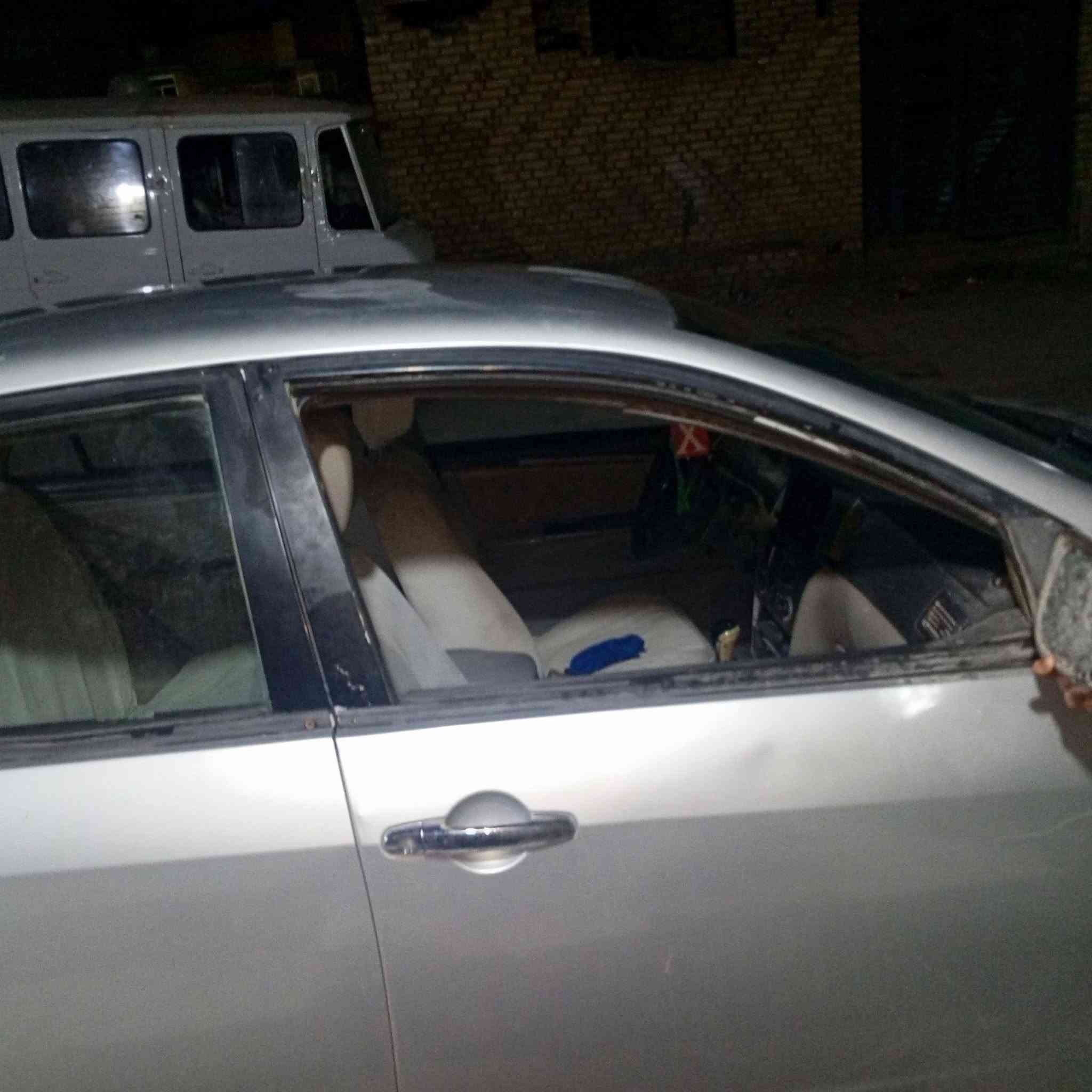 السلام عليكم جلي موبل للبيع او مراوس نضيفه مكينه وكير مصبوغه للجمليه فقط غرفته نضيفه سنويه 2031 السعر 40 وبيه مجال المكان الناصريه المركز 
الرقم ***********
 بي واتساب
