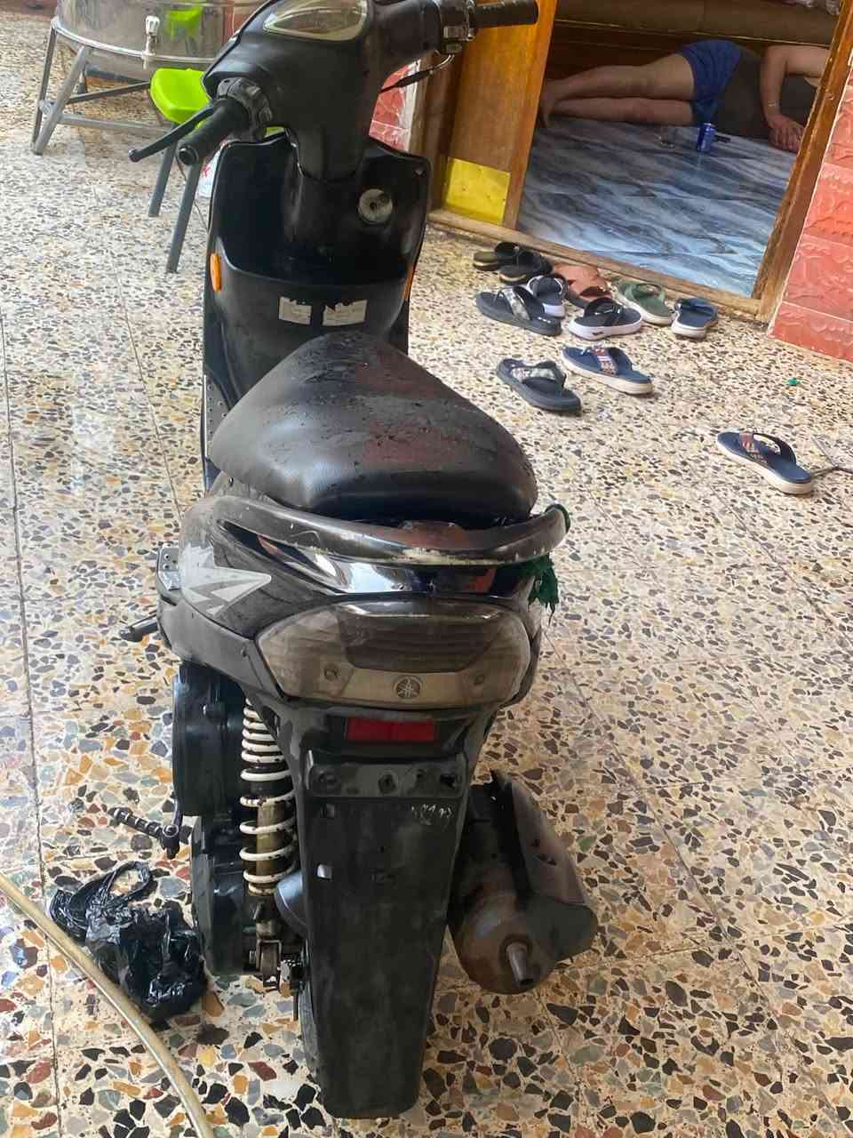 سلام عليكم شباب ماكس عدله للبيع دراجه نضيفه سلف ما يشتغل هندر شغال كهربائيات كلها شغاله سعر الدراجه 450 وبيها مجال حك الجيه الرقم *********** متواجد واتساب واتصال
