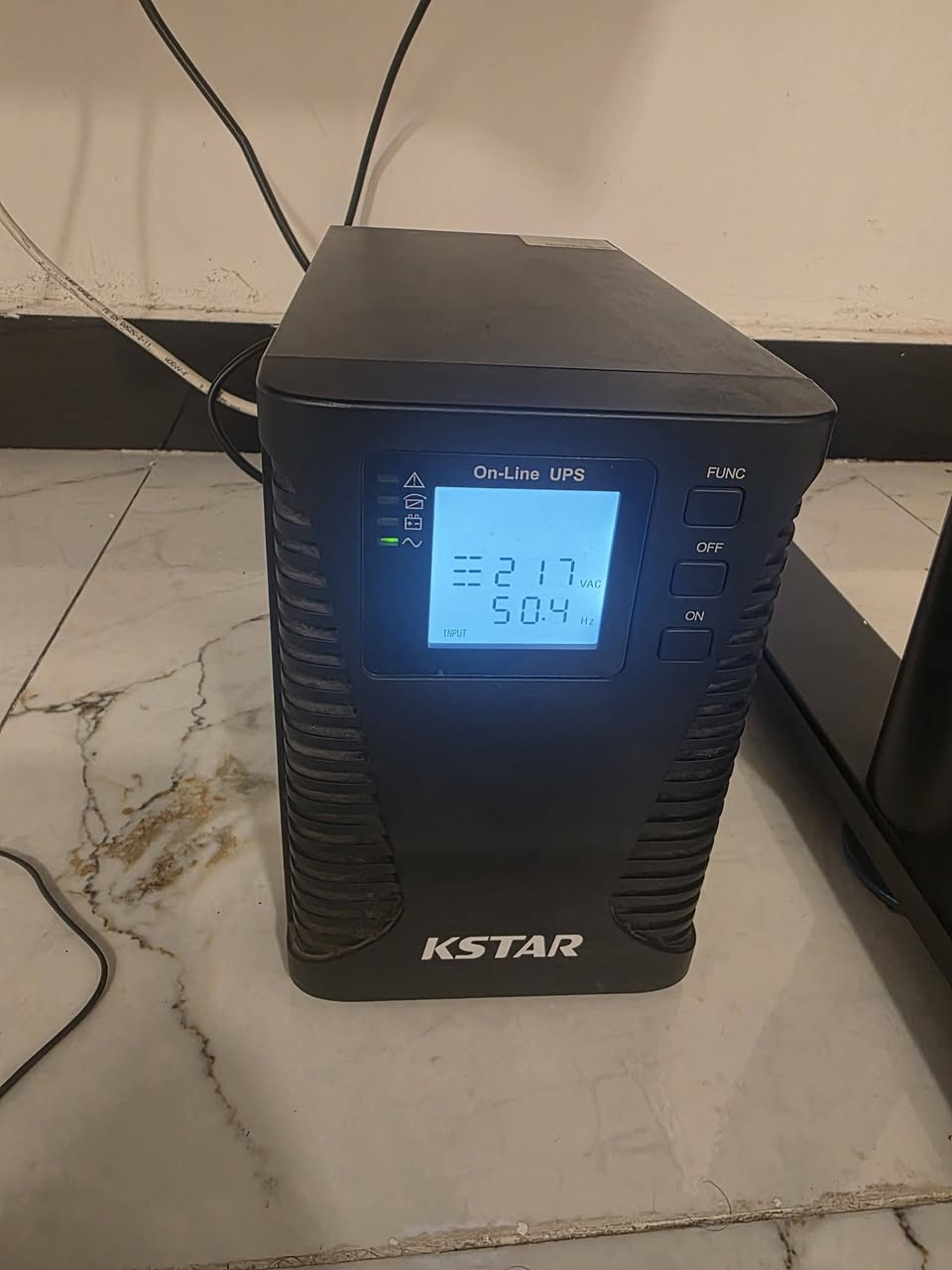 سلام عليكم pc للبيع استخدام قليل
معالج ● core i7-13700kf
 كارت الشاشة ● G FORCE RTX_4060   
اللوحة ● الام tuf gaming b760_plus wifi 
 الرام ● ires DDR5 6400  حجم 32 GB
الهارد ●  ssd تيرا ونص 
التبريد المائي ● ​​DeepCool LT720 
مزود الطاقة ● Xigmatek thor T750 
الكيس ● SAMA Neview 3321
الشاشة ● Samsung Odyssey G3 (G32A) 165hz. 27 
كيبورد ● Redragon K588
يو بي اس ● اونلاين KSTAR 24 v
 وياها كرسي كيمنك + ميز تفصال 
السعر 2,500,000 كاملة هيه والملحقات 
رقمي ***********

