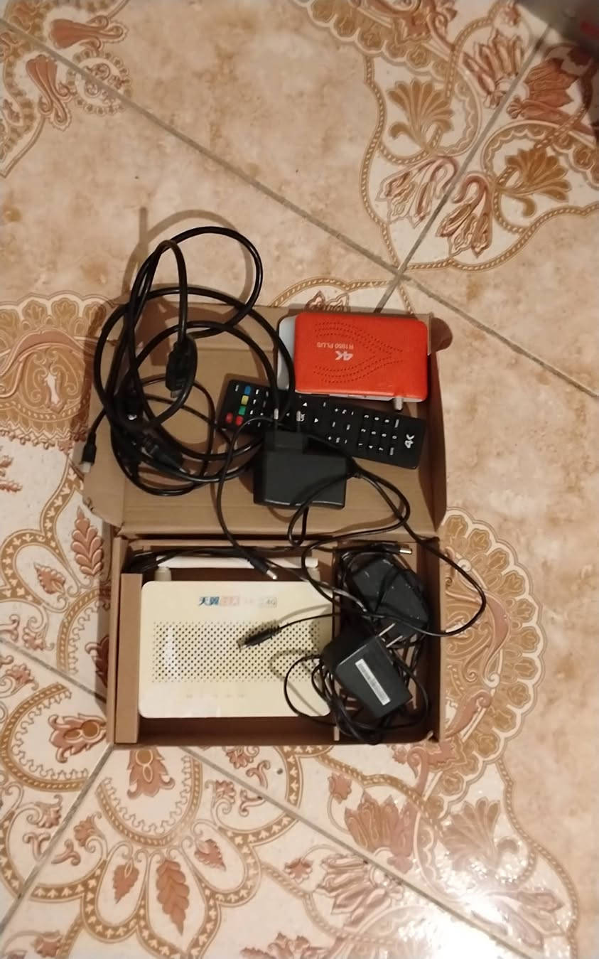 بسبب الوعود الكاذبه عندي غراض للبيع عنوان بصره جنينه عندي بطانيات ام الوجهين نفرين عدد اربعه
