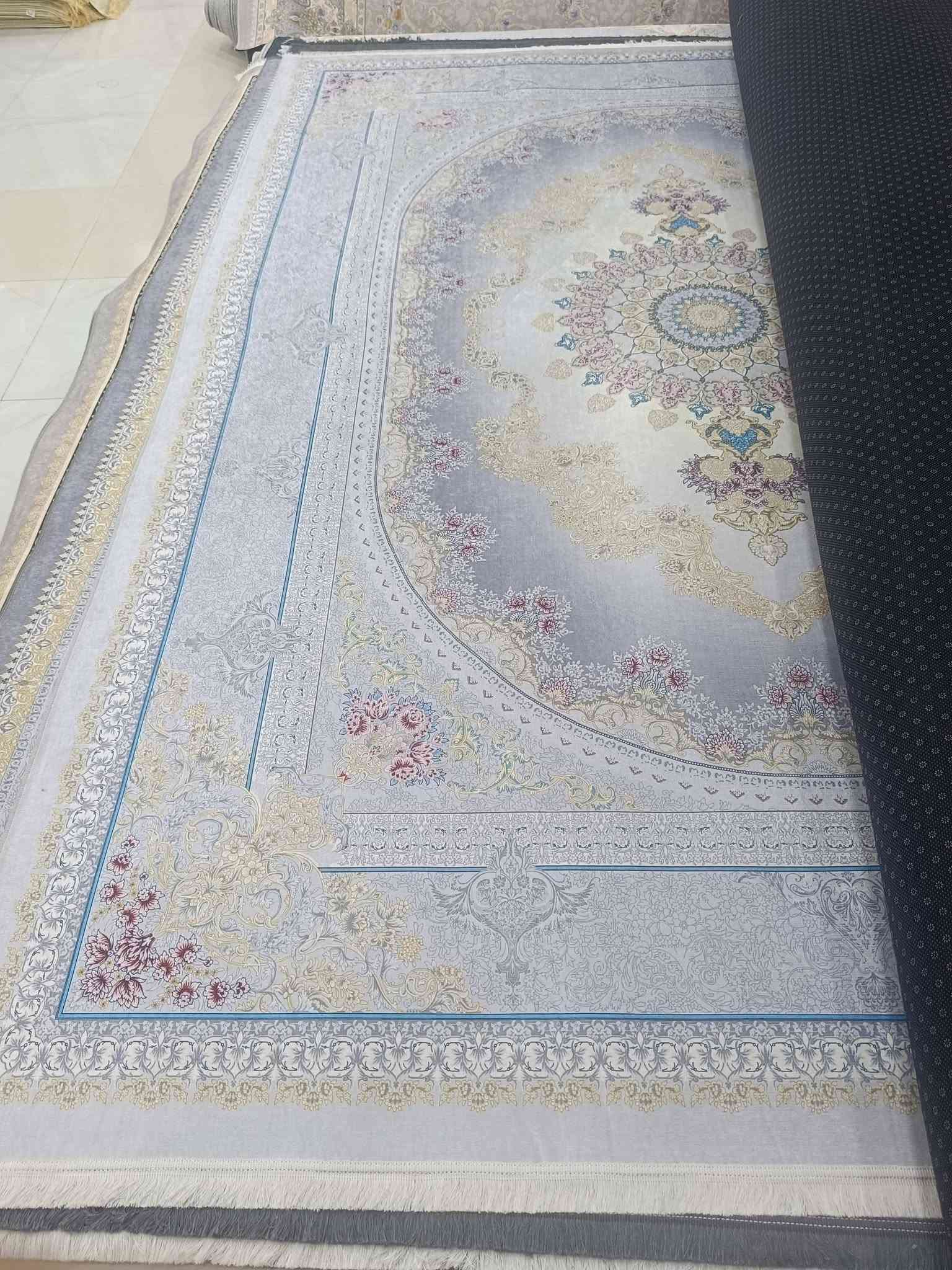 داشکان پشتلاستیک ئەسڵی هەموو نەخش و قیاسێک مەتری 8هەزار واتە فەرشێکی 3x4تەنها 95هەزار
لەسموود سەروی مارکێت ئاڵتون بەرانبەر پێشانگای بورهان 
ژمارە *********** تاکو ڕۆژی جمعە
