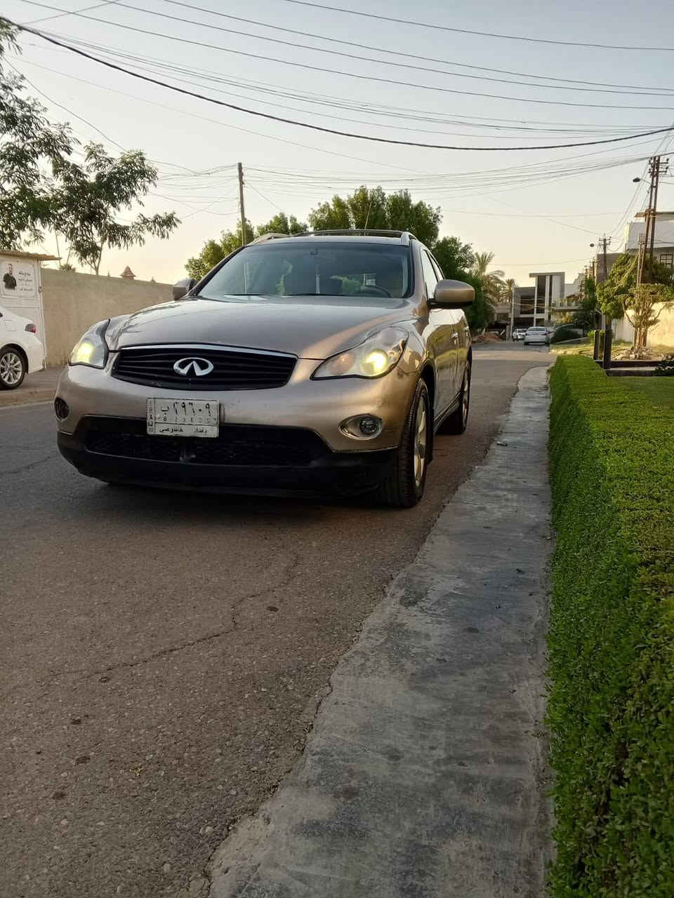 السلام عليكم للبيع او مراوس
انفنتيE35 موديل ٢٠٠٨ فول مواصفات للخير 

سياره جاهزه ما بيها نقص برغي شرط كلها

محرك وكير بلادي ٦ سلندر جدد مكفولات 

سياره حادثها جاملغ وبنيد فقط بدون دواخل

صدرين جدد تخم تاير جديد تخم ويل اصلي 

سياره جديده مال جناي رقم بغداد تحويل مباشر

مواصفات فول للخير كلشي بالك بيها اعلى فئه 

السعر 85 ورقه وبي مجال للشراي انشالله 
للاستفسار ***********
