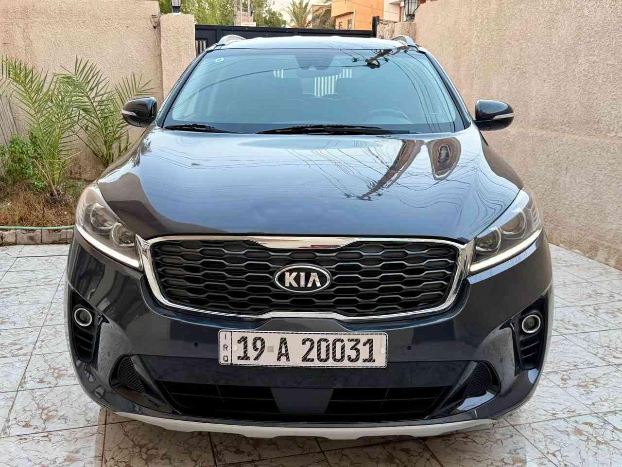 سورنتوا 2019 وارد امريكي كلين تايتل كفاله من ضربة وصبغ وتبديل حتة الدعاميات ماشية 57  رقم كربلاء باسمي فول مواصفات ستة سلندر بصمة جنطة كهرباء تدفئة كشنات كيجات الكترونية لدات لايتات زنون بك لايت لد حساس امامي خلفي  سيتم سماعات سبعة راكب 3 قطع تبريد كاملة من كلشي تخم تاير حدادية تبريد تدفئة مواصفات فول عدا البنوراما  مكان السيارة كربلاء *********** كربلاء, العراق
