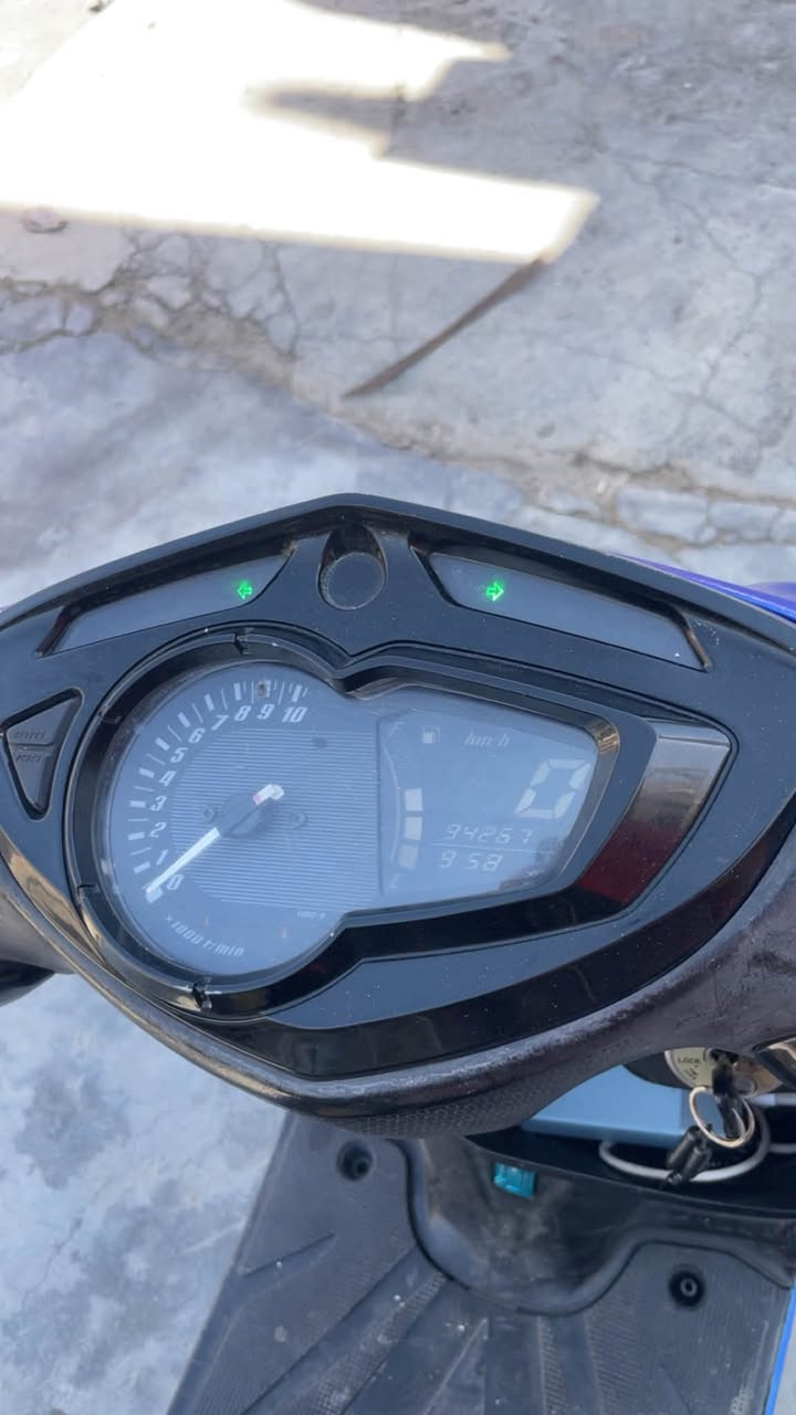 سكنس لد للبيع فقط 
كامله مكمله نكره سلف نوزل ٨ فتحات جويتر كله فول دراجه بوشه 59 شرط اول مدوسلها تعلك بيك
السعر 600
مكاني بغداد حي الجامعة
رقمي *********** بي واتساب 
مو شراي لتعبني فدوه رحتلك
