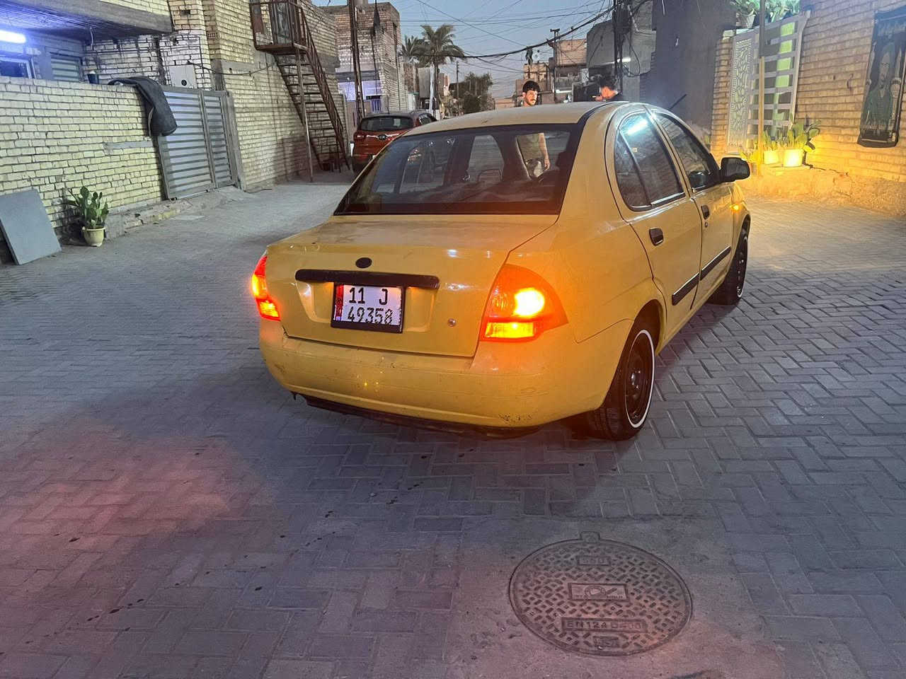 السلام عليكم طيبه موديل 16باب وره سايق معمر كير جديد مكينه خيط تبخير شواصي نضيفه حداديه جديده مصفره هيئه وغرامات  السعر 30 وبيه مجال المكان بغداد البياع ***********
