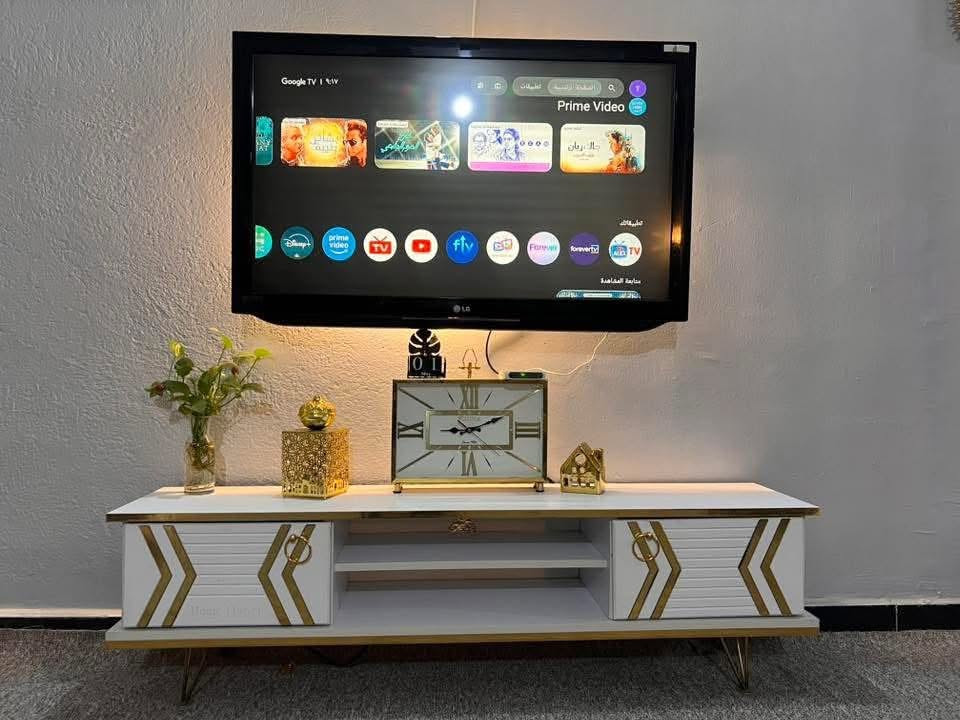 كنتور وسرير نفرين مع دوشك للبيع للتواصل ميز tv***********

