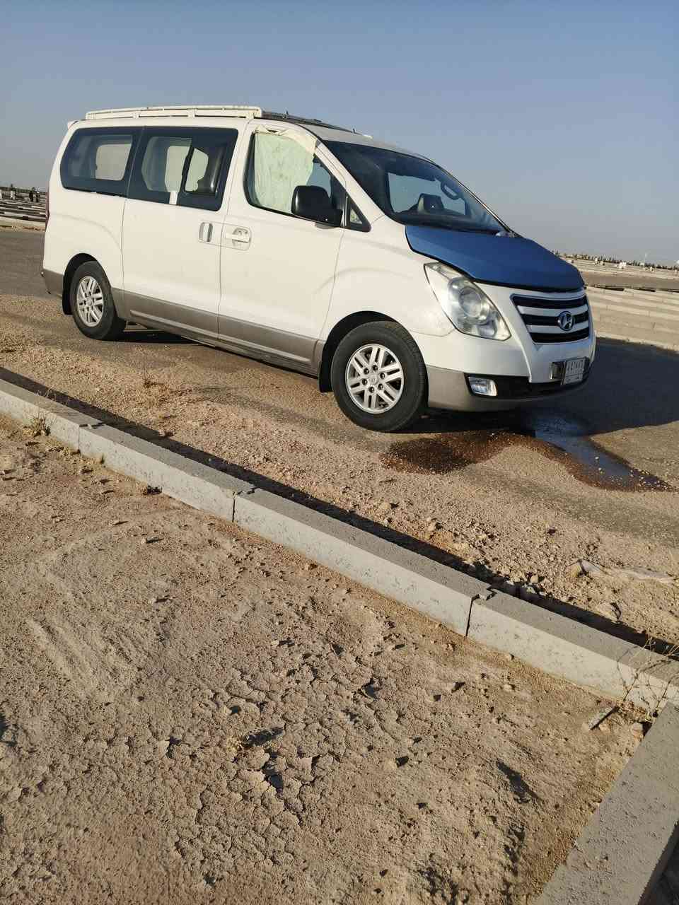 السلام عليكم استاركس 16بغداد شكل جديد
كفاله عام بسمي مكينه كير كل جديد منضومه تبريد جديد 
زوج تاير باتري جديد حلوه سيار 

عنوان بغداد ناحية الوحده 
السعر 200وبيه مجال 
***********
