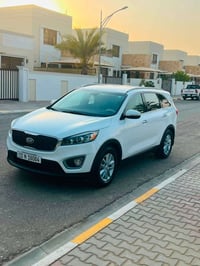 سورنتو • ٢٠١٦ • ابيض صدفي
