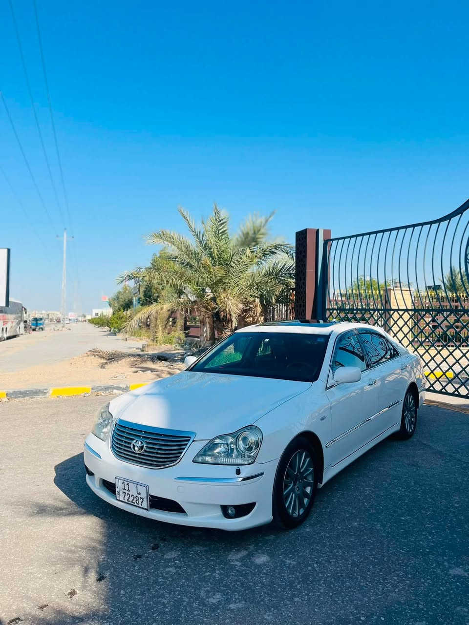 🔥للبيع - تويوتا كراون ماجستا  2004

كراون ماجستا موديل 2004 Toyota

رقم بغداد  انكليزي بسمي قرار 48

وين ما يعجبك ادورلك مشروع وطني 

هزة جديدة 
(ملاحظة مهمه) السيارة تحوير النجف كامل فوك وجوة بيد سيد يوسف النعيمي

*المحرك سعة 4.3 لتر  V8

*موصفات فول 5 دكم

*فتحة سلايد

*السيارة جوبلس تصعد وتنزل                       

*5 بصمات + دخول ذكي 

*داخل جلد اسود 

*4كشنات كهرباء + خزن ذاكره ٣ وضعيات

* ستيرن كهرباء * تحكم ستيرن 

*تحكم خلفي كامل 

*4 كشنات تدفئة 

*تبريد 3 قطع منفصل + تحكم خلفي 

*ثلاجة خلفية 

*3 بردات 

*جنطه شفط + مرايا شفط + ترحيب 

*كامرة خلفيه دوارة بلادي 

*14سماعة +Amplifyer  +دمام خلفي 

*4 جام اوتو 4 + جام عازل 

*لايت عدسة متحرك 

سيارة ما ناقصة اي شي تخم تاير وحداديه كامله 

كصة قمارة

العنوان النجف الاشرف 

السعر 152 وبيه مجال

للأستفسار ***********
