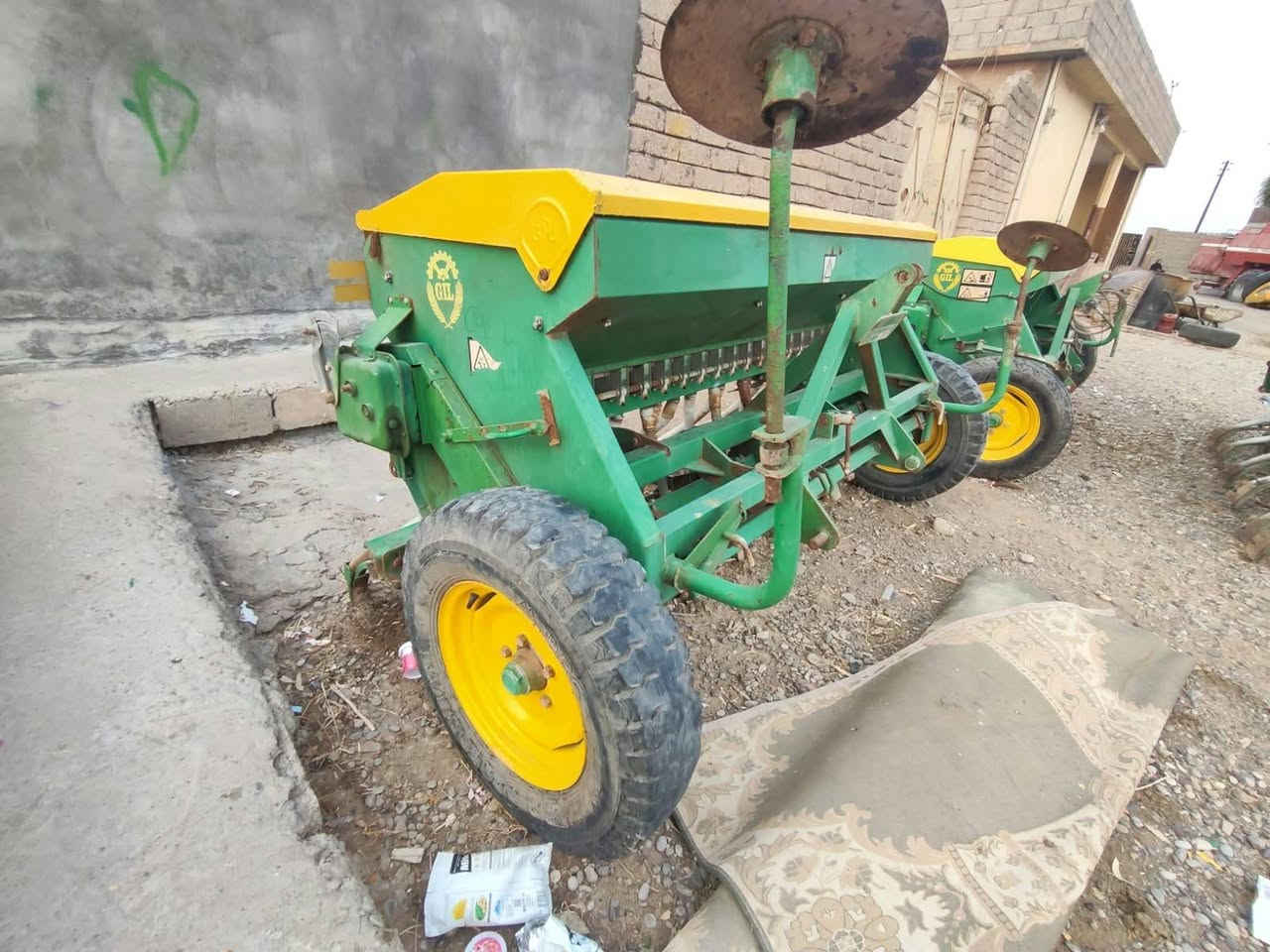 بۆ فرۆشتن تابیعە اسبانی مودیل 2016 بی شكان و لحیم سعری 23 وەرقە مجال سیارە کروە موجود کل عراق واسل رقم *********** موشتەرئ تلفۆن بکا
