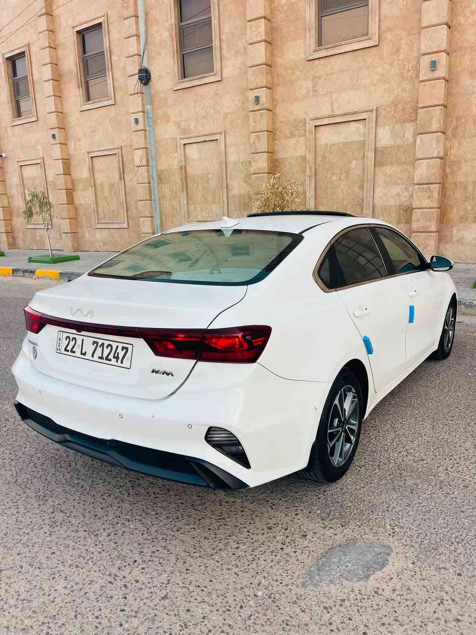 سلام عليكم 
للبيع او مراوس K4 خليجي فقط 
كيا سيراتو ٢٠٢٣ خليجي محرك ٢٠٠٠ فول مواصفات رقم اربيل ماخذها من معرض الاعتماد زيرو وكاله بأسمي سياره كفاله عامه ضربه صبغ تبديل بارد دعاميات فتحه تبريد خلفي شاشه كبيره ويل كب كروم تخم تاير هسه شاده سبير مانازل مري شفط وبقيه المواصفات واضحه بلصور سعرها 178 
مكاني البصره الجبيله قرب مول بصره تايم سكوير 
للاستفسار
***********
