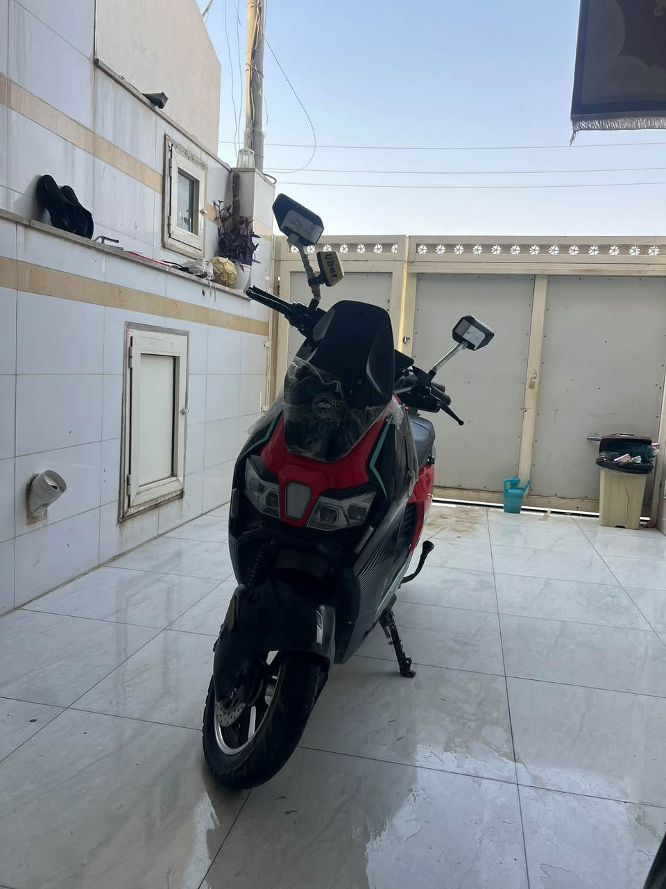 سلام عليكم
دراجه شحن نوع ليون 137
6بطاريات دبل 
2000w 
3سرع 
الدراجه جديد ما ناقصها شي 
سرعتها الحقيقيه 78 حقيقي 
مصارلي 5 اشهر لمن اخذتها اخذتها ب 1500 
واريد ابيعها لان اعتازيت فلوس الدراجه بيها ملاحضات بصيطه موجوده بل صور 
لايتات عدسات عدد4 صلاوات الايت ماله نهار واضاءه اليدي بك رماش عند البريك دبلات بعدهن جديدات ع بلادهن بطارياته بعدهن جديدات التايرات هم بعدهم جديدات بيها بلوتوث بيها بك رجوع الى الخلف تثبيت سرعه  الهورن ماله. مفصوخ الواير وما سويته ماصارلي مجال 
المكان اربيل 
التواصل واتساب فقط ***********
السعر مليون وبي مجال
