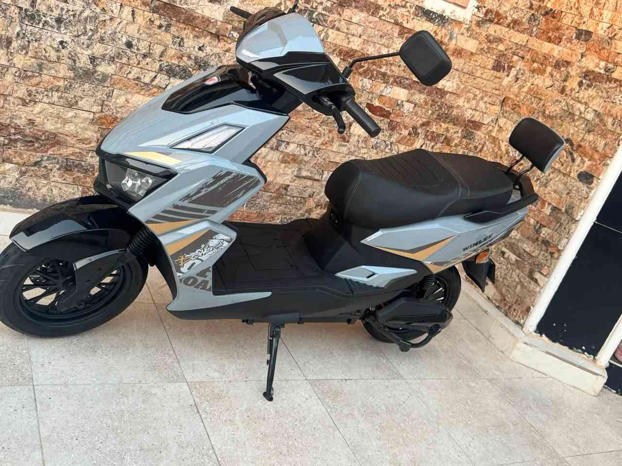 سلام عليكم دراجه شحن للبيع نوع (سكنس) ٦بطاريات  موديل ٢٠٢٥حجم الملف ٢٠٠٠ سعر خاص او اتصل ع رقم (***********)
