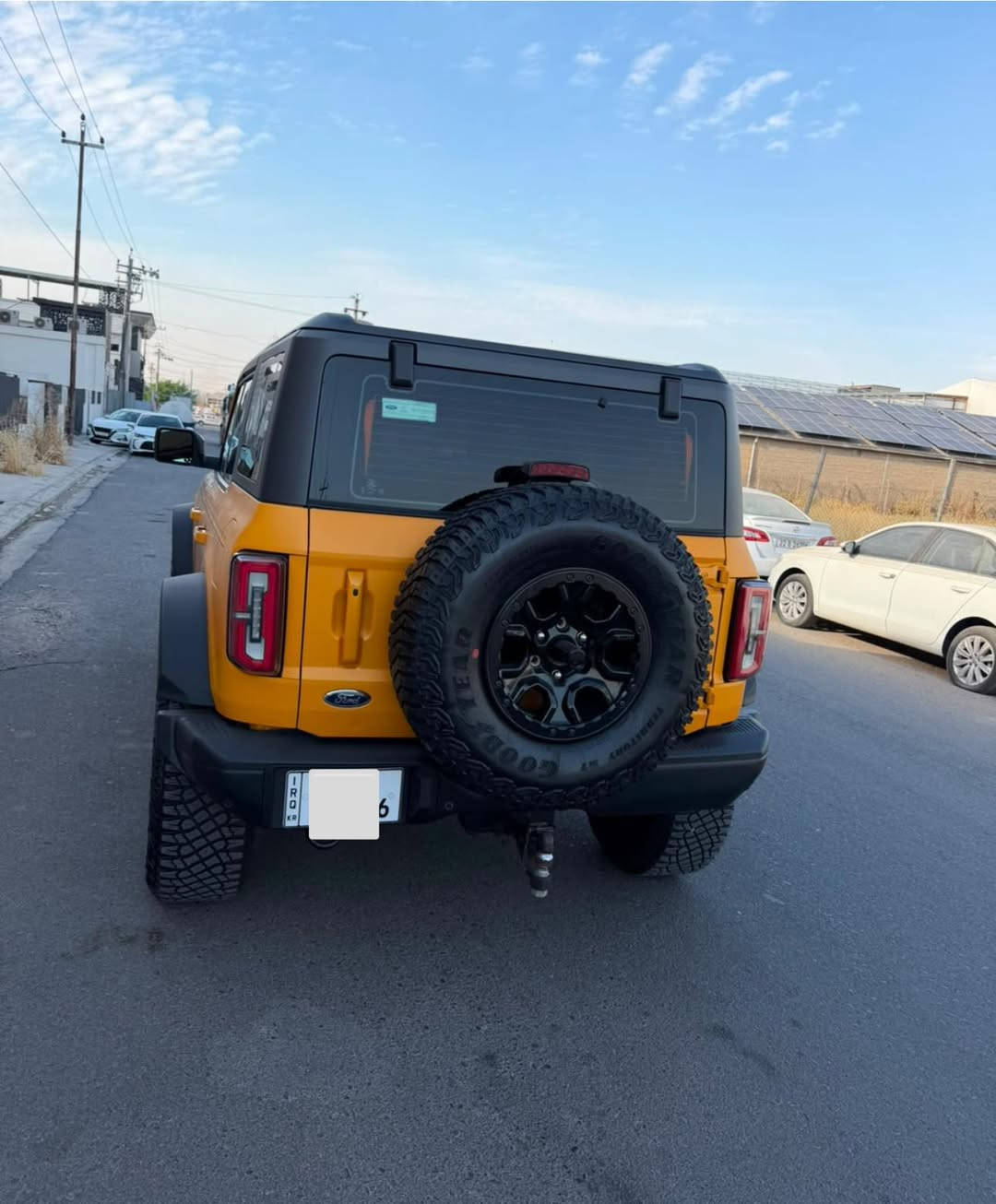 فۆرد بڕۆنکۆ 
مۆدێلی ٢٠٢١ 
    (2.7T). V6 مەکینە
کلین تایتل نوقتەی نیە 
تێبینی سەیارەکە کامل PPF بۆکراوە 
 قەپات مواسەفاتی ٥ دوگمەیە 
سەیارەکە سفڕی ئێرەیە باناوی خۆمانە کێشەی بەناو کردنی نیە 
گێڕ مەکینە کارەبایتی بەشەرتە 
68000كم رؤشتيه
رەقەم هەولێرە 
شوێن هەولێر 
 ژمارەی خاوەنەکەی ***********
بۆ زانینی نرخ کۆمێنت بکە راستەوخۆ بە نامە پێت دەگات 
 #نامە_بۆ_پەیج_بنێرە

