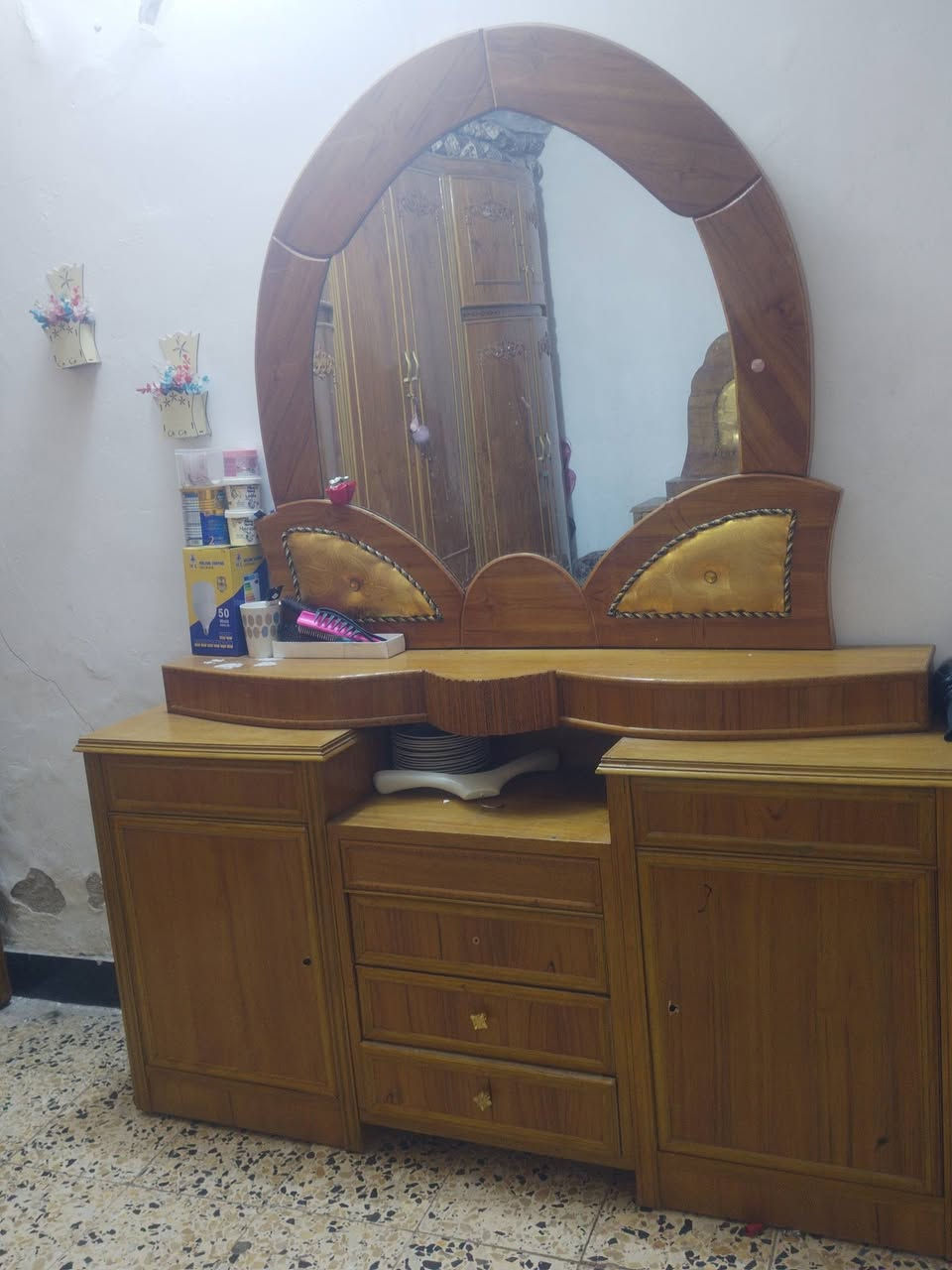 للبيع غرفة صاج عراقي تفصال مو شغل معامل نضيفة 100/100 مكاني كربلاء للاستفسار ***********
