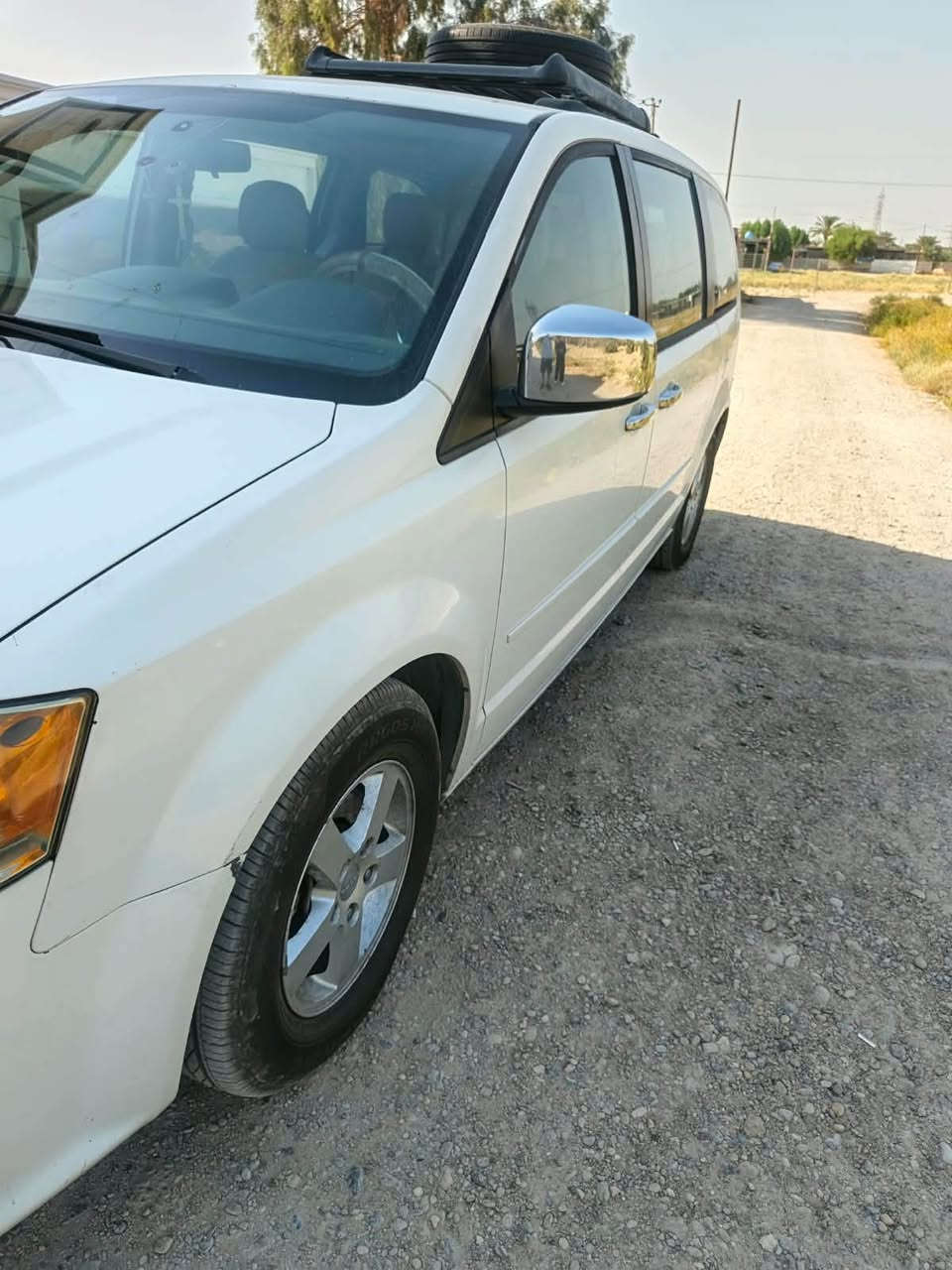 🚘 للبيع دوج كرفان 2012
🤍 اللون: أبيض
✅ بدون حادث
✨ سيارة نظيفة وتستاهل
📌 موديل 2012

💰 السعر: يحدد عند التواصل
📞 للتواصل والاستفسار: ***********
