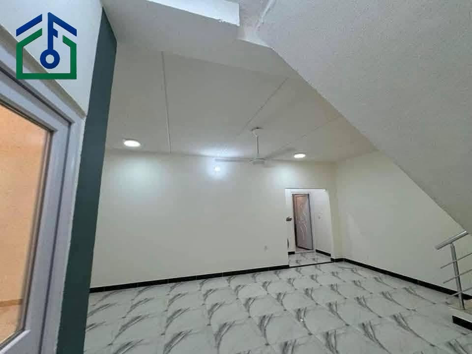 🎉للبيع دار سكني في النجف الأشرف ( قرية الغدير الثانية )

📌المساحة : 150 م / طابقين

📍بلوك : ٣٣

🏠يتكون الدار من :
-غرفتين نوم
-استقبال
-صاله
-مطبخ
-خدمات صحية

💵 السعر الكلي : 140 مليون

☎️ للاستفسار الاتصال على الأرقام

***********
***********
***********

🚗 أو مراجعة شركة المفتاح للاستثمارات العقارية

📍شارع المجمعات عمود 54- مجمع الكرار السكني- بلوك 2 دار 3

✨لا تنسون الاشتراك بالصفحة ليصلك كل العروض عن المجمعات السكنية في النجف الاشرف

 https://www.facebook.com/profile.php?id=100093569506236&mibextid=ZbWKwL

#العراق #النجف #النجف_مدينتي #قار #عقارات #عقاري #مجمعات_سكنية #مجمع_سكني #fashion
