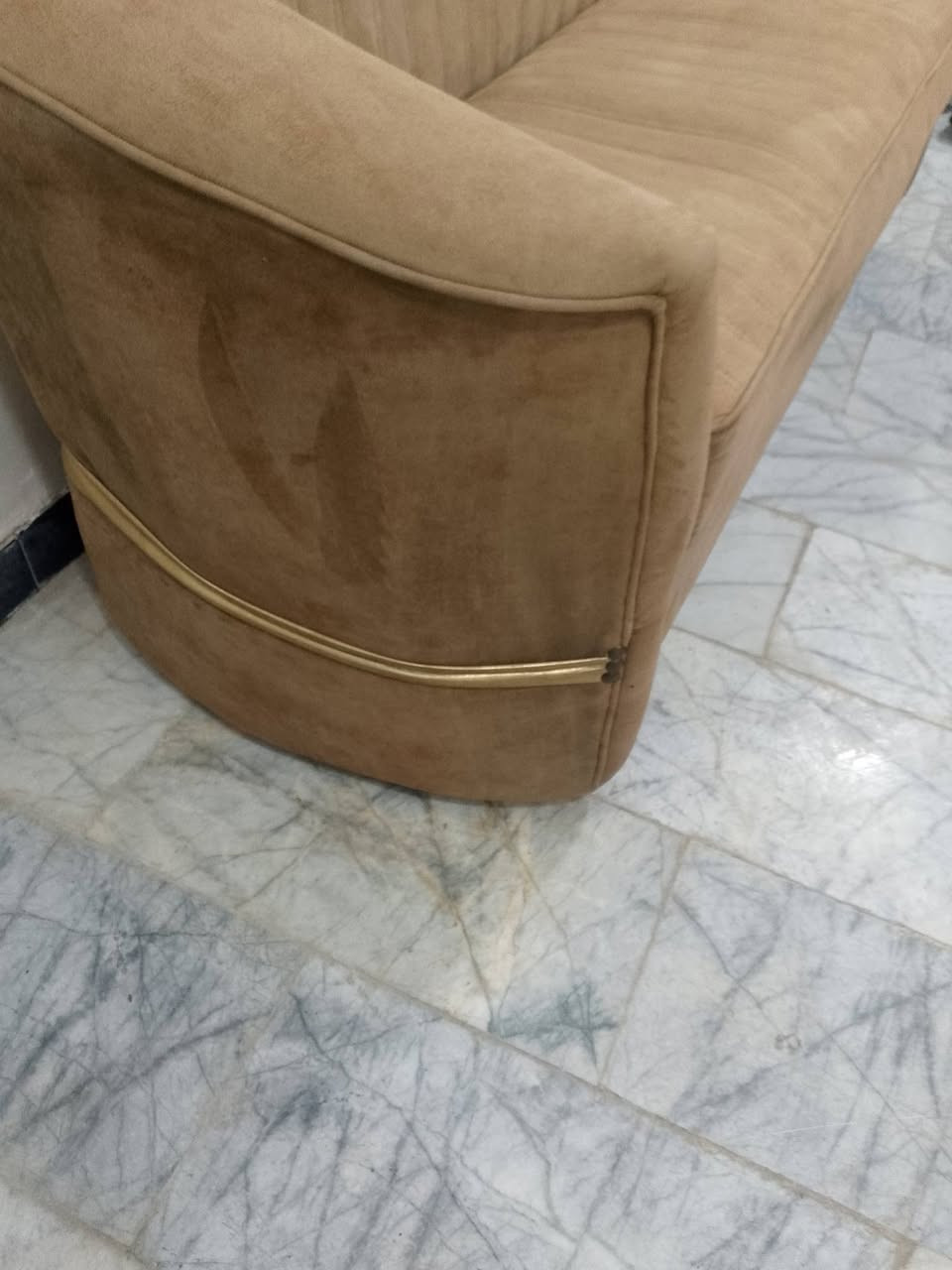 سلام عليكم تخم نضيف لبيع رقم *********** زعفرانيه
