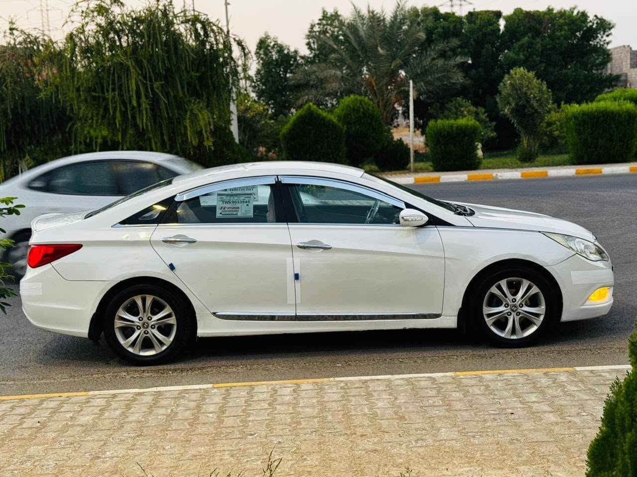 سلام عليكم للبيع…اعتذر عن الاقساط
سوناتا 2010خليجي ابيض ثلجي 
سعر مناسب 98$مجال بسيط 
رقم سليمانيه دولي سنويه 2030
شرط الغرامات والتحويل
⛓️‍💥محرك 4/سلندر دوش شرط لاتبخير ولاتنقيص 
⛓️‍💥كير اتوماتيك بدون اي عيب مال بيت"
تدفئة /تبريد/كهربائيات/صدر/تايرات/كلها مكفوله 
⚒️سياره استخدام شخصي جديده برغي ما ناقصها 
⚒️سيارة بيها نص الباب والهلال وكرت سونار مرفق بدون اي حادث شرط بجم كبس Ⓜ️
السعر 98$💸
تايرات 4️⃣ جديدة 🆕 
صدر امامي خلفي كلا جديد 🆕 
مكان السيارة صلاح الدين تكريت الديوم
رجاءً ما أقفل سعر بالتلفون تعال وتدلل 
للاستفسار 
***********
