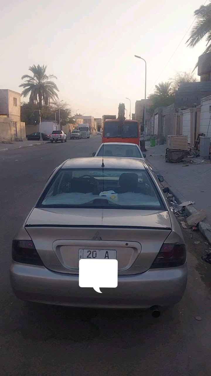 السلام عليكم الانسر ستلام شركه العامه موديل 2010 مكينه كير حداده خير من الله تبريد ثلج محرك 1600 تايرات جديده تخم دوشمه جديده ب اسمي عنوان البصره ***********
