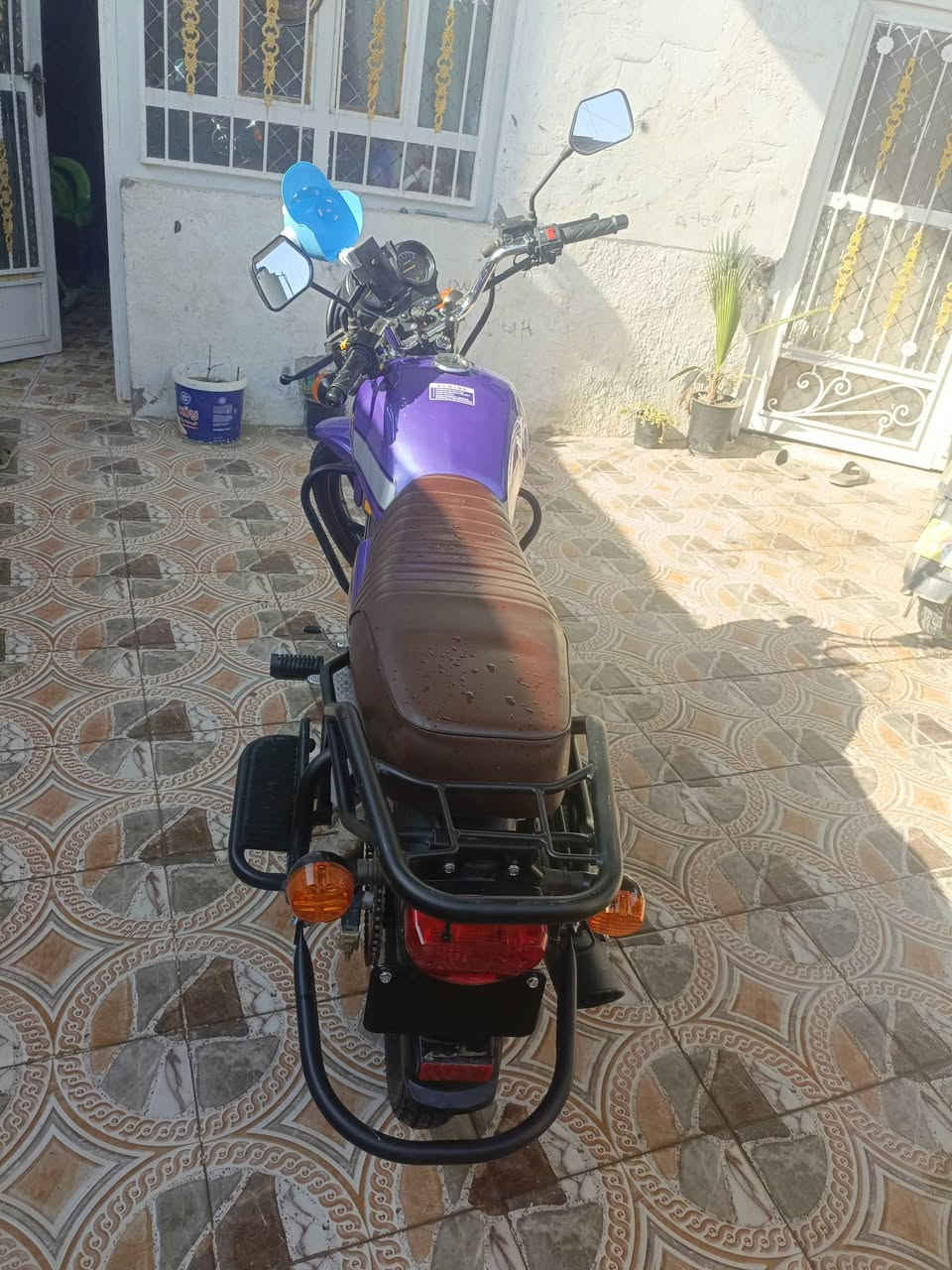 سلام عليكم دراجه دايون للبيع مديل 26 كفاله عامه اوراق استنساخ مكينه 200cc دراجه حلوه وكيله السلامي صارله عندي شهر ونص تقريبآ مكاني حله بكرلي سعر 1600 وبيه مجال رقمي ‏‪***********‬‏
