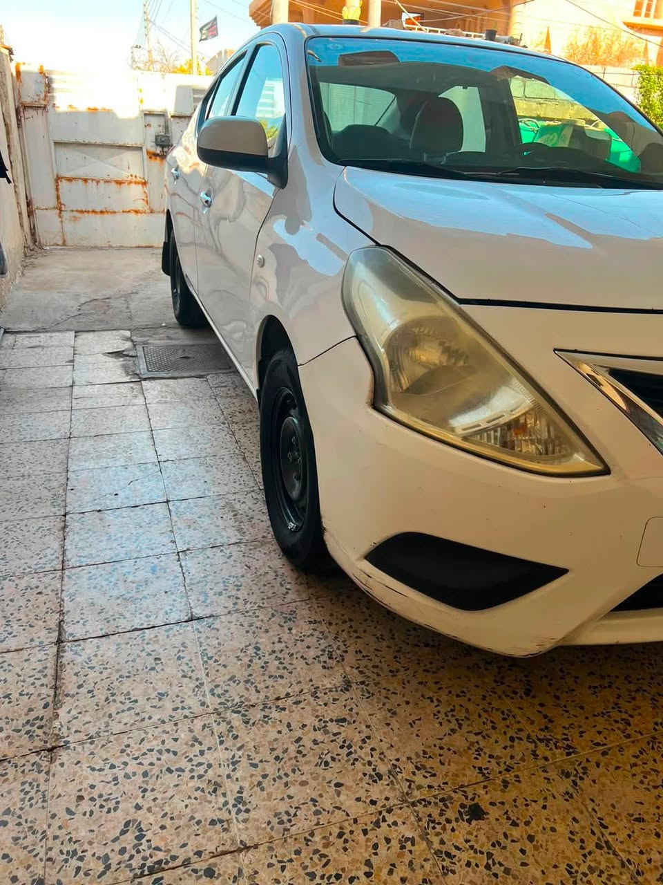 السلام عليكم
نيسان سني هندي 
موديل 2020 
رقم بغداد 
السياره مكفولة من الصبغ 
بيها بارد جاملغ امامي جهة السايق
 و بيها طخه صغيره بالباب بضهر السايق 
السياره ما بيها اي نقص 
سعرها 103 ورقه 

‭***********‬
***********
