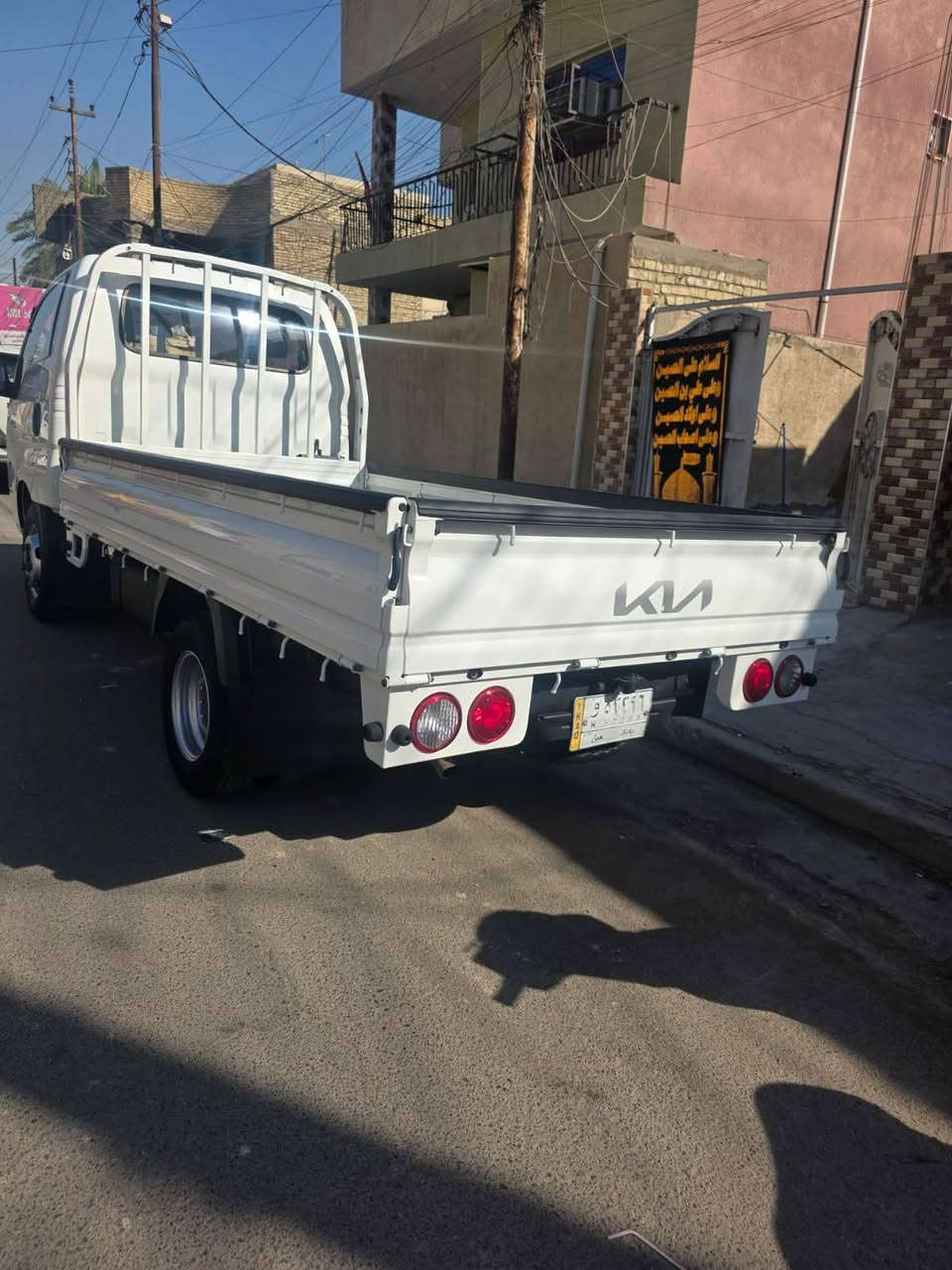 سلام عليكم كيا فحل مسكر مديل ٢٠١٤ سياره جديده رقم بغداد مجموعه خلفيه محوره مال حمل مكانه بغداد تبريد شغال تخم تاير حداديه جديده  ***********
