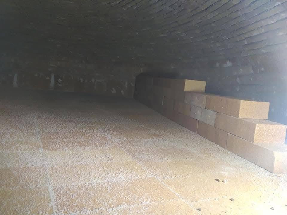 السلام عليكم ابو حسنين لبناء الافران الحجريه والتنانير الخبز باب وطوك وسجه شرط من الاخرس الطابوكه الناريه التركيه ام الختم شرط الضمان بشغلنه للاتصال على الرقم ***********
