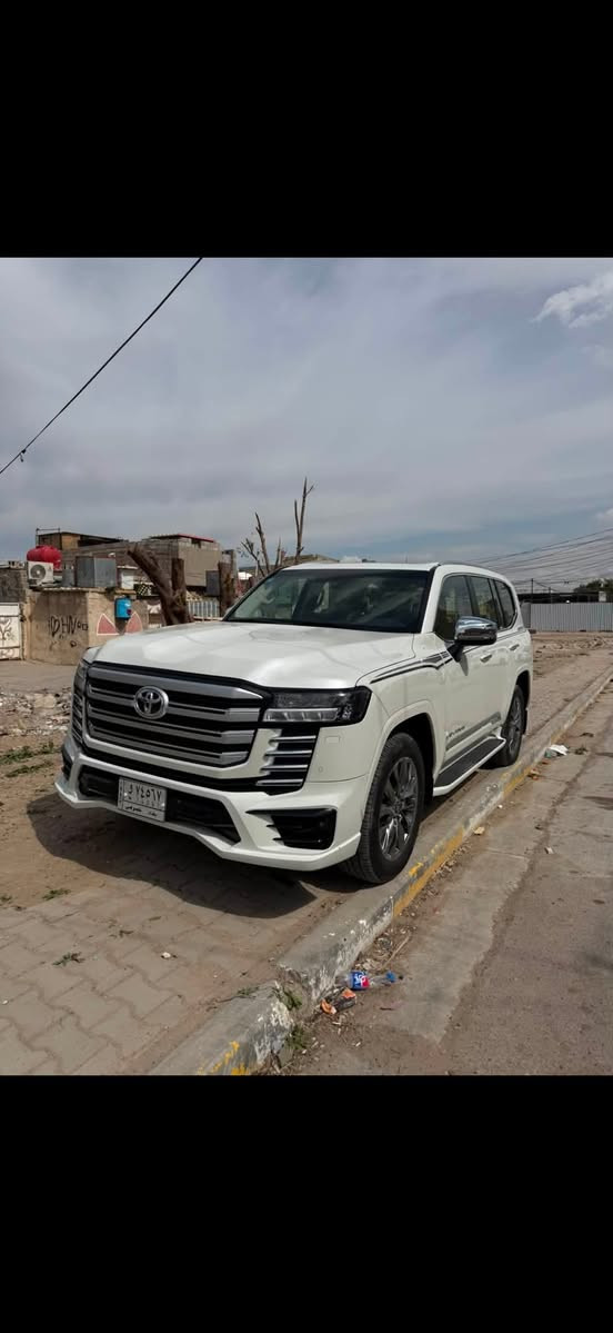 سلام عليكم
للبيع GXR موديل 2022

فول مواصفات (( ساز ))

ماشية 91 كم 

بيها فقط بشفت البنيد 

صبغ علة كد شبرين والباقي كفالة 

وناشر الصورة مال البنيد شرط حتة الدعامية ابلادية 

مكانها بغداد الحسينية مال الراشدية 

السعر 530 وبيها مجال قليل 

مغلفة السيارة ppf

علمن السيارة حالين شديتلها الرقام الجدد 

وهزة جديدة يعني كولشي جاهز وبلخير عل ياخذها 

***********
