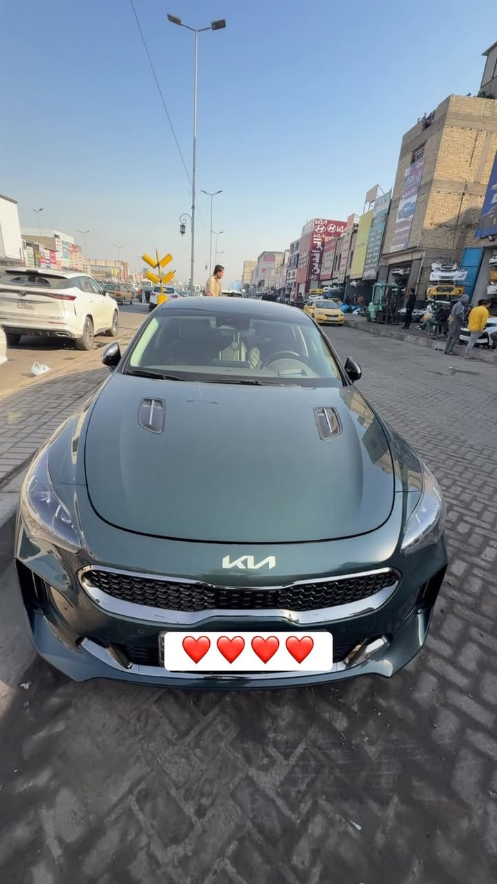 السلام عليكم 
كيا ستنكر موديل 24 4سلندر معوقين 
السيارة فول مواصفات للاخير ماعده الفتحة
حادثها 3قطع  ماشيه 35 (***********)
